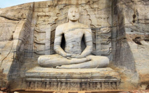 Gal wiharaya Budda's statue